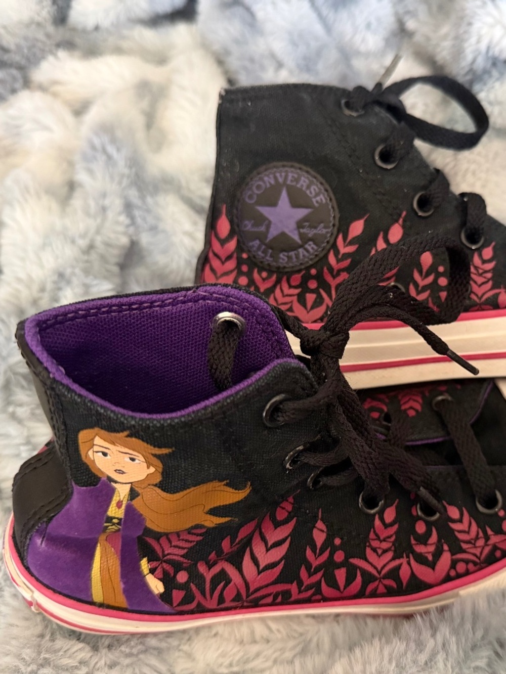 Girls Anna Frozen high top converse Size 13